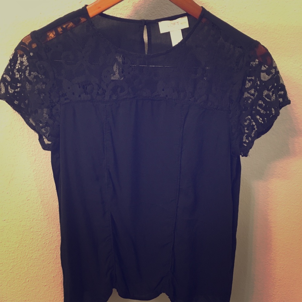 Blouse - Picture 1 of 8